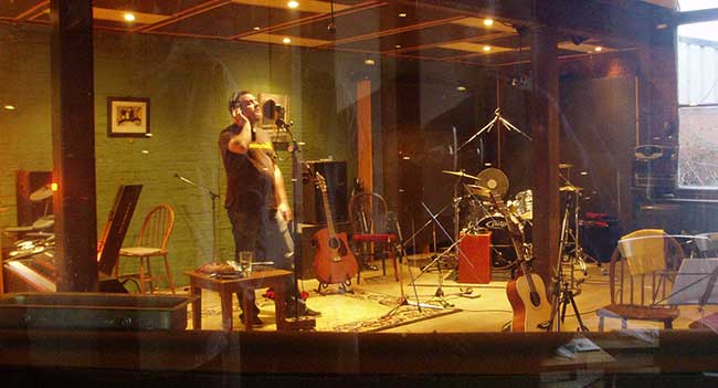 Will Dee Recording at Unit 7 Studio